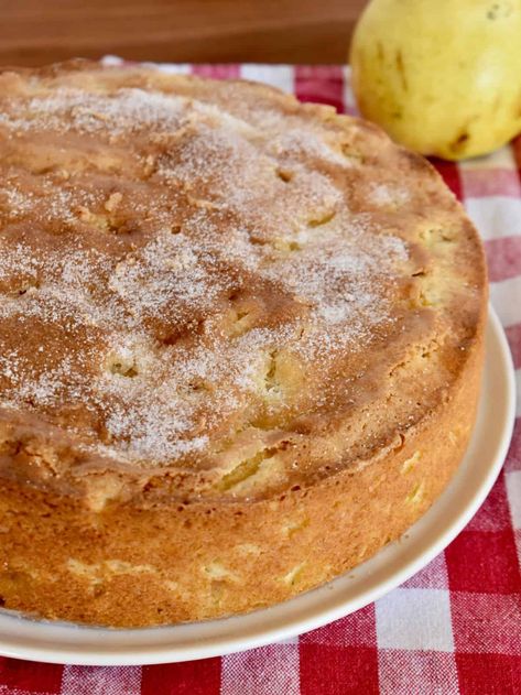 Pear Pound Cake Recipe, Pear Cottage Cheese, Pear Grappa Cake, Italian Pear Almond Cake, Italian Pear Cake, Fresh Pear Cake Recipes Easy, Anjou Pear Recipes, Pear Cake Recipes Easy, Bosc Pears Recipes