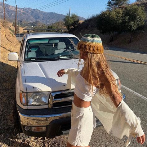 Funky Little Hand-Knit Beanies In Multi Colors Or Solids!! These Are All Handmade With Love In Acrylic And Wool Yarn - They’re Each Unique, One Of A Kind, Boho, Indie, Surfer! Photographed Is Hanna From Wholehanna, Myself, And Goth Babe! You Can Find My Beanies @Lobosearrings On Instagram Or Lobosearrings On Etsy I Do Both Custom Orders And Pre-Made Beanie For All Genders, All Head Types :) These Are All Super Warm, Cozy, Stretchy, & Fun For Any Head! Made With 100% Love! Great For Camping, Post Outfits With Beanies, Goth Babe, Head Types, Air Style, Beanie Fits, Princess Hat, Salty Blonde, Knit Beanies, Chunky Beanie