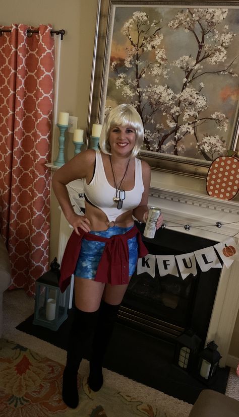 My favorite costume by far! Worked hard to duplicate the iconic look of Julia Roberts in the movie Pretty Woman. Julia Roberts Costume, Pretty Woman Halloween Costume, Pretty Woman Halloween, Pretty Woman Costume, Woman Costume, Julia Roberts, Women's Costumes, The Movie, Pretty Woman