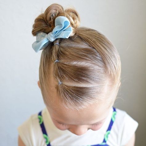 Easy Toddler Hairstyles, Girls Hairdos, Super Cute Hairstyles, Girl Hairdos, Easy Little Girl Hairstyles, Girl Hair Dos, Buat Pita, Girls Hairstyles Easy, Toddler Hairstyles Girl