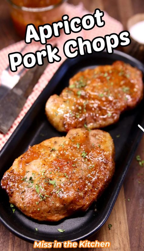 Apricot Pork Chops, Pork Chops Grilled, Apricot Pork, Pork Loin Chops Recipes, Pork Chop Sauce, Pork Chops And Applesauce, Barbecue Pork Chops, Smoked Pork Chops, Marinated Pork Chops