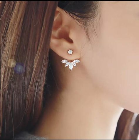 Cute earrings that sit as stud and have a flower on the lower lobe. Available in gold plated sterling silver and sterling silver. Luxury Choker, Crystal Ear Cuff, Gold Ear Jacket, Faux Piercing, Double Piercing, Flower Women, Lotus Pendant, Front Back Earrings, Korean Earrings