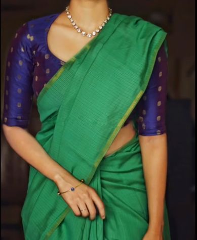 Silk Sarees With Contrast Blouse, Sarees With Contrast Blouse, Latest Blouse Designs, Blouse Designs High Neck, Cotton Saree Blouse Designs, Cotton Blouse Design, Best Blouse Designs, Latest Model Blouse Designs, New Saree Blouse Designs