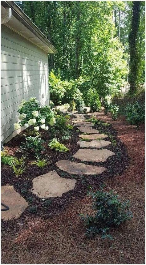 Backyard Landscape Idea Taman Diy, Side Yard Landscaping, Pathway Landscaping, Desain Lanskap, Stone Path, The Secret Garden, Home Landscaping, Garden Yard Ideas, House Landscape