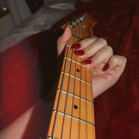 Rockstar gf aesthetic guitar pacifica rockstar aesthetic Red Band Aesthetic, Band Guitarist Aesthetic, Girl Guitar Aesthetic, Red Rockstar Aesthetic, Soft Rock Aesthetic, Girl Band Aesthetic, Red Guitar Aesthetic, Marlene Mckinnon Aesthetic, Kat Stratford