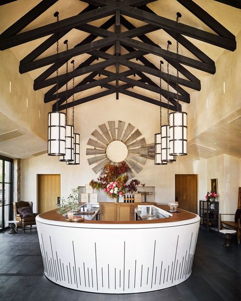 With help from Arcanum Architecture, designer Ken Fulk creates an inviting family-focused refuge in the heart of California wine country | archdigest.com Tasting Room Design, Tasting Room Decor, Oak Restaurant, Vegas House, Ken Fulk, Maple Shade, Winery Tasting Room, Retail Store Interior Design, California Wine Country