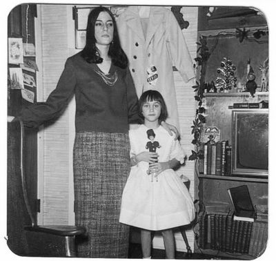 patti smith and her kid sister kimberly, christmas ‘62. posted to facebook by kimberly smith. Patti Smith Poetry, Kimberly Smith, Smith Family, Robert Mapplethorpe, Patti Smith, Family Album, Music Photo, Young And Beautiful, Kinds Of Music