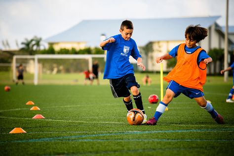 Who can score? | Soccer Coach Weekly Fun Soccer Games, Summer Soccer, Soccer Positions, Soccer Camp, Player Football, Soccer Shin Guards, Soccer Season, Soccer Girl Problems, Soccer Coach