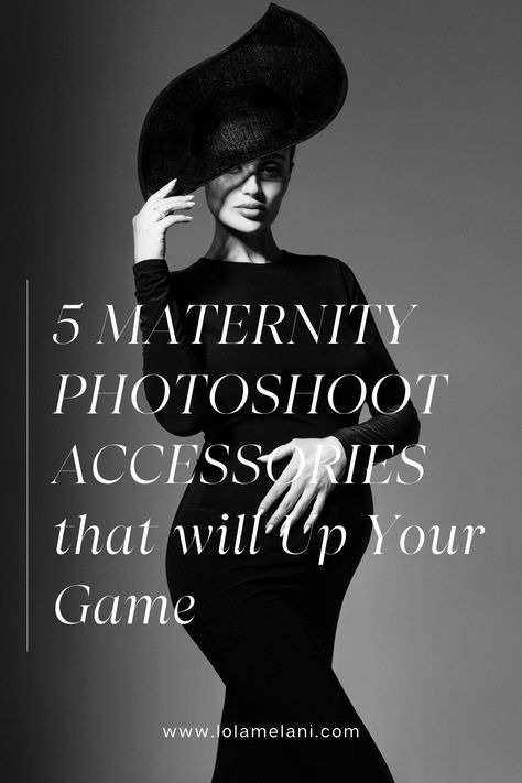 Cool Maternity Photoshoot, Glam Maternity Shoot, Classy Maternity Shoot, Photoshoot Accessories, Studio Maternity Photos, Maternity Photography Studio, Studio Maternity, Pregnant Celebrities, Family Portrait Photography