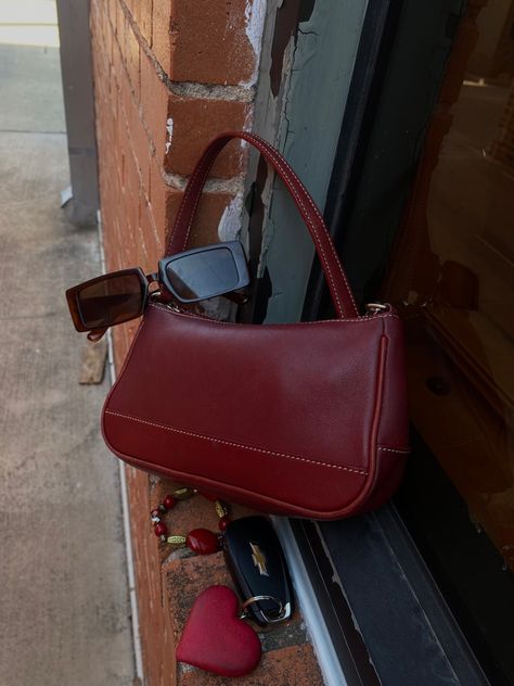 Red Shoulder Bag Aesthetic, Shoulder Purse Aesthetic, Structured Shoulder Bag, Red For Fall, Cherry Red Handbag, Cherry Red Shoulder Bag, Vintage Purse Outfit, Red Accessories Fall 2023, Red Leather Bag Aesthetic