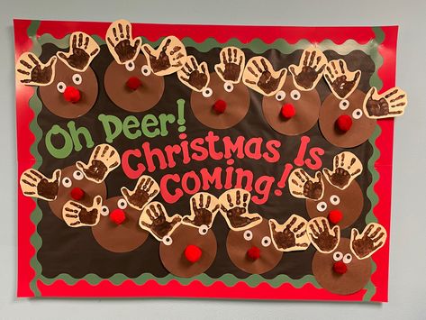 Handprint Bulletin Board, Classroom Christmas Decoration, Reindeer Handprint, Christmas Bulletin Boards, Classroom Christmas Decorations, Winter Crafts Preschool, Prek Crafts, Preschool Christmas Activities, Christmas Classroom Door