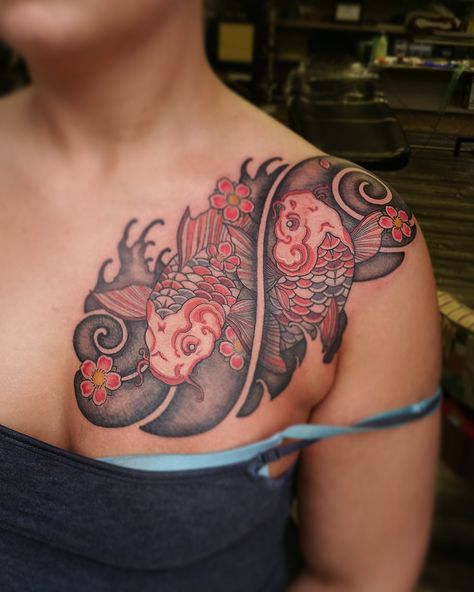 Women Shoulder Chest Tattoo, Pisces Chest Tattoo Female, Colorful Chest Tattoo Female, Koi Fish Tattoo On Shoulder, Pisces Shoulder Tattoo, Pisces Goddess Tattoos For Women, Pisces Tattoo Black Women, Pisces Chest Tattoo, Pisces Neck Tattoo