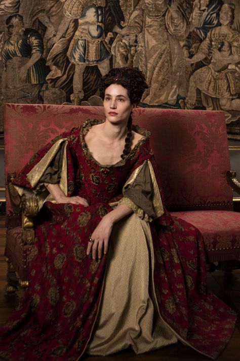 Versailles - Marie-Thérèse 17th Century Aesthetic, 17th Century Gown, Versailles Tv Series, Alexander Vlahos, Best Period Dramas, 17th Century Fashion, Rococo Fashion, Century Dress, Period Outfit