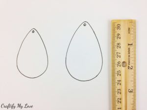 template-for-diy-teardrop-shaped-earrings-in-two-sizes-CML Teardrop Shape Template, Felted Earrings, Easter Templates, Leather Jewelry Diy, Diy Earrings Polymer Clay, Shape Templates, Earrings Polymer, Paper Earrings, Lunch Bags