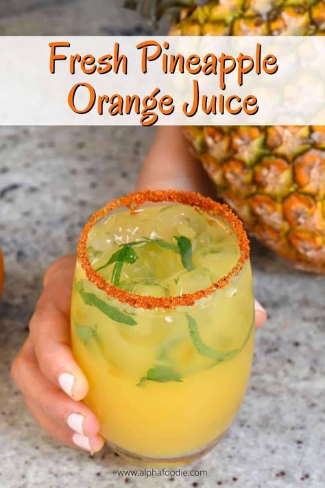 Fresh Pineapple Orange Juice (With or Without Juicer) Tropical Juice Recipe, Homemade Orange Juice, Pineapple Juice Recipes, Orange Juice Recipes, Cold Drinks Recipes, Fresh Pineapple, Healthy Juice Recipes, Smoothie Diet Plans, Juice Recipe