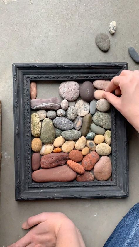 Koti Diy, Deco Nature, Hemma Diy, Dekor Diy, Deck Decorating Ideas On A Budget, Rock Decor, Beach Crafts, Stone Crafts, Garden Art Sculptures