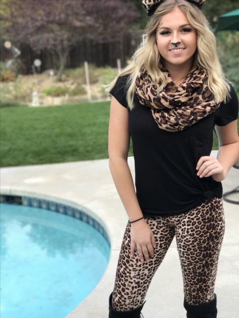 Halloween • leopard costume • diy costume • last minute costume Leopard Halloween Costume Diy, Leopard Costume Diy, Diy Leopard Costume, Costume Last Minute, Leopard Halloween, Leopard Costume, Last Minute Costume, Halloween Outfit Ideas, Last Minute Costumes