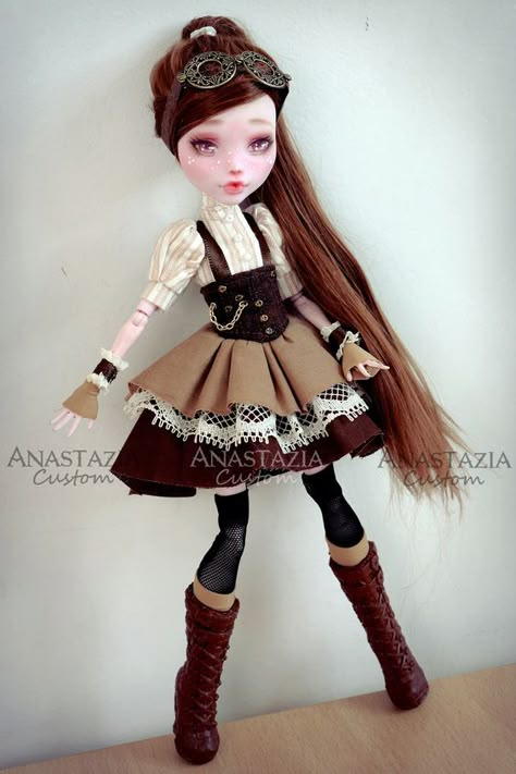 Monster High custom OOAK  Customized doll Steampunk: Doll Customs, Steampunk Dolls, Monster High Doll Clothes, Monster High Custom Doll, Custom Monster High Dolls, Monster High Custom, Monster High Repaint, Monster Dolls, Toddler Dolls