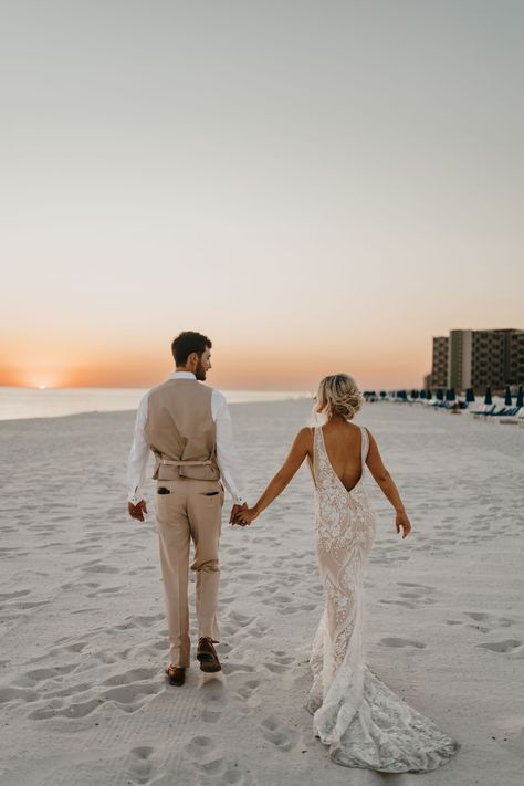 Wedding Photos In The Ocean, Wedding Sunset Beach Photos, Bride Groom Beach Photos, Bride And Groom Beach Photos, Beach Wedding Family Photos Group Shots, Must Have Beach Wedding Photos, Florida Beach Elopement, Bride And Groom Beach Wedding Photos, Fall Beach Wedding Ideas