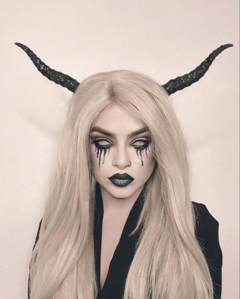 Plus Size Demon Costume, Easy Demon Costume, Baphomet Costume Woman, Gothic Devil Makeup, Pretty Demon Makeup, Glam Demon Makeup, Women Demon Costume, Devil Inspired Makeup, Black Devil Makeup Halloween