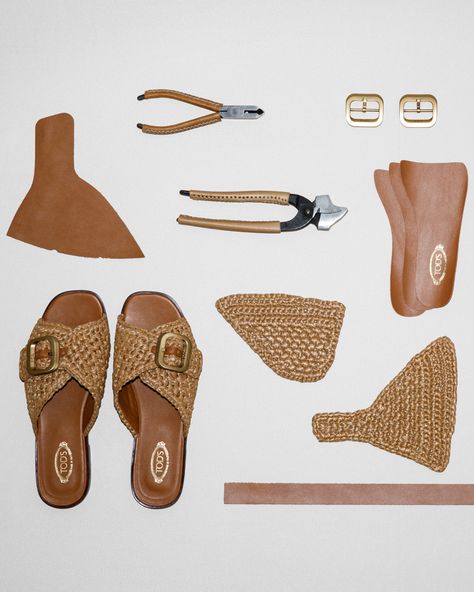 A step inside the #Tods Studio. Discover the creative process, the evolution of the collections, and the craftsmanship magic. Fancy Crochet, Crochet Flats, Shoe Makeover, Fashion Network, Crochet Sandals, Boho Style Outfits, The Creative Process, Aesthetic Shoes, Crochet Shoes