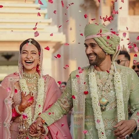 Green Indian Wedding, Engagement Dress For Groom, Wedding Matching Outfits, Pink Green Wedding, Hearty Congratulations, Kriti Kharbanda, Happy Married Life, Bollywood Couples, Congratulations To You