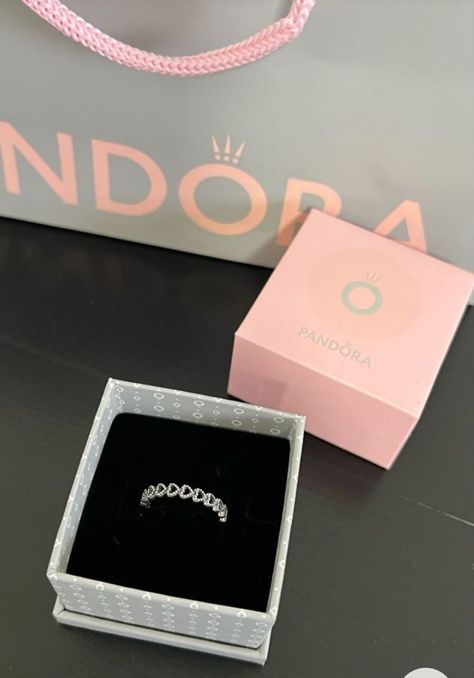 Pandora Bracelet Charms Ideas, Cute Promise Rings, Pandora Bracelet Designs, Expensive Jewelry Luxury, Jewelry Accessories Ideas, Pandora Rings, Nagel Inspo, Girly Accessories, Pandora Bracelet Charms