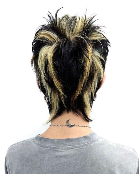 Short Punk Hair, Skunk Hair, Hairstyles Quick, Best Short Hairstyles, Shaved Hair Designs, Short Grunge Hair, Toddler Hairstyles, French Braids, Tutorial Ideas