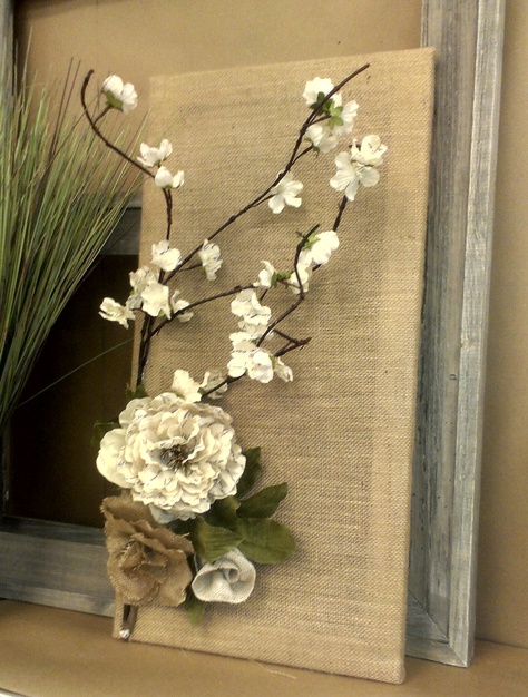 Come into Artco to learn how to make this adorable stretched burlap floral wall art! Burlap Crafts, Country Crafts, Floral Wall Art, Crafts To Do, Floral Wall, Gift Giving, Hoop Wreath, Diy Ideas, Burlap