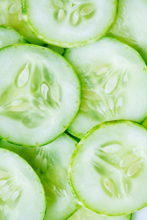 Hydrating Foods, Reflux Diet, Growing Cucumbers, Cucumber Recipes Salad, Acid Reflux, Cucumber Salad, Salad Ingredients, Vitamin B, Vitamin D