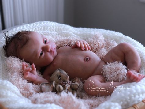 Romies Doll Studio | FULL BODY SILICONE BABIES by Romie Strydom Cheap Reborn Baby Dolls, Reborn Dolls Silicone, Reborn Child, Real Looking Baby Dolls, Boy Baby Doll, Making Wigs, Silikon Baby, Reborn Baby Boy Dolls, Life Like Baby Dolls