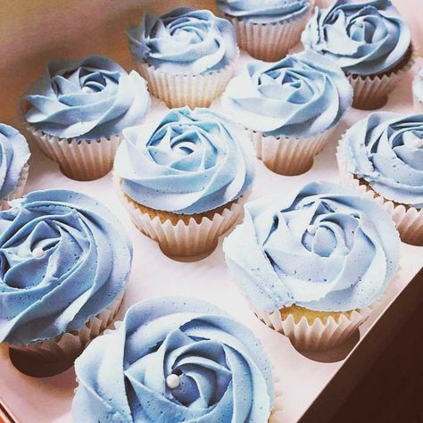 Dusty Blue Cupcakes, Blue Wedding Cupcakes, Celebration Cupcakes, Blue Sweet 16, Yellow Cupcakes, Baby Cupcake, Blue Cupcakes, Baby Shower Cakes For Boys, Baby Shower Desserts