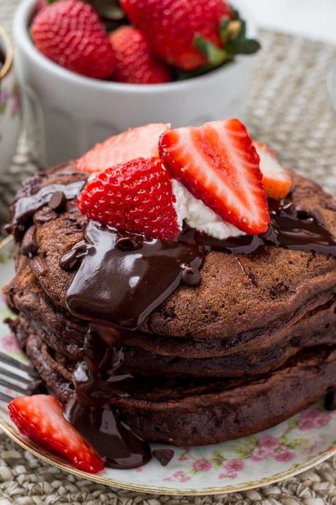 Valentines Recipes Desserts, Chocolate Pancakes, Low Carb Cheesecake, Valentine Desserts, Food Stamps, Pancake Mix, Chocolate Strawberries, Perfect Breakfast, Keto Dessert