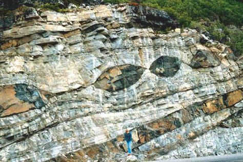 Finnmark Norway, Tectonic Plates, Geology Rocks, Plate Tectonics, Metamorphic Rocks, Lofoten, Rock Formations, Earth Science, Rocks And Minerals