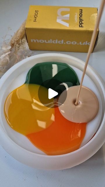 Resin Bowls, Diy Resin Coasters, Resin Pouring, Large Bowls, Autumnal Colours, Diy Bowl, Diy Resin Projects, Resin Pour, Resin Ideas