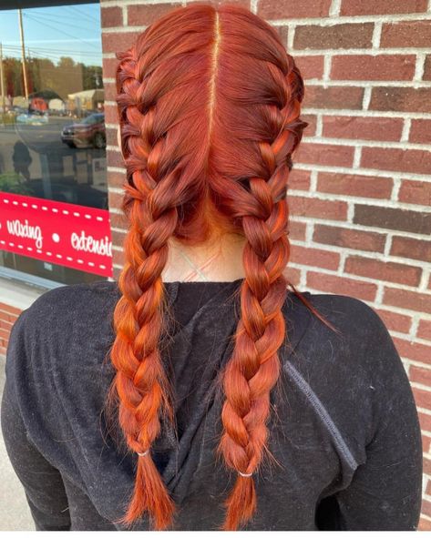 Ginger Orange Hair Color, Copper Orange Hair, Orange Hair Color Ideas, Dark Orange Hair, Orange Hair Color, Ombre Braid, Hair Color Orange, Autumn Hair, Hair Light