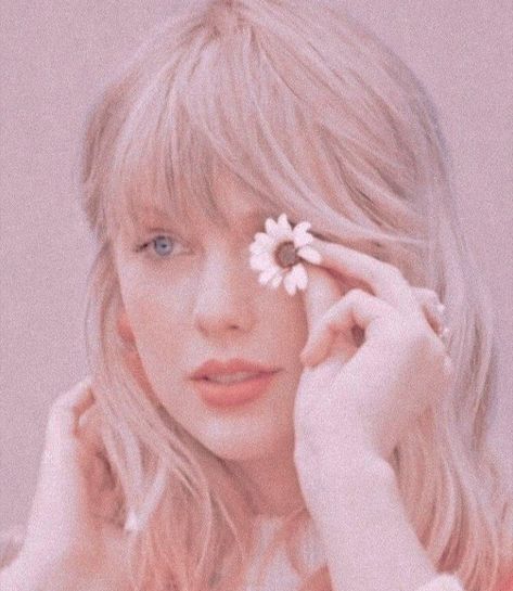 Gold Tie, Taylor Swift Posters, Pink Posters, Taylor Swift Wallpaper, Taylor Swift Lyrics, Taylor Swift Pictures, Pink Aesthetic, Profile Picture, Fangirl