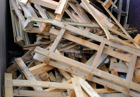 Industrial waste container filled with wooden pallets ready for recycling at an industrial recycling facility stock images Vector Mountain, Industrial Waste, Recycling Facility, Waste Container, Wooden Pallets, Recycling, Stock Images, Stock Photos