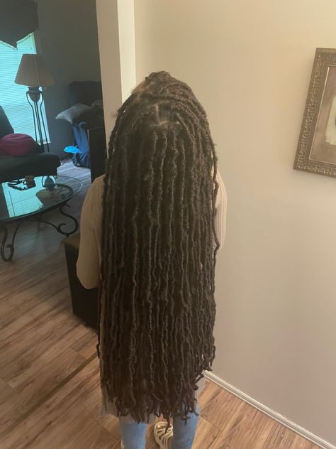 Faux Locs Jumbo Soft Locs, Peekaboo Faux Locs, Thick Faux Locs, Large Faux Locs, Long Faux Locs Styles, Peekaboo Soft Locs, Medium Faux Locs, Brown Soft Locs, Fox Locs