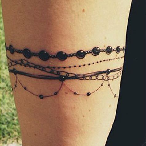 kristen-may-beads-armband-tattoo Louise Tattoo, Tattoo Arm Band, Lace Tattoos, Armband Tattoos For Men, Tattoo Band, Chain Tattoo, Necklace Tattoo, Armband Tattoos, Armband Tattoo Design