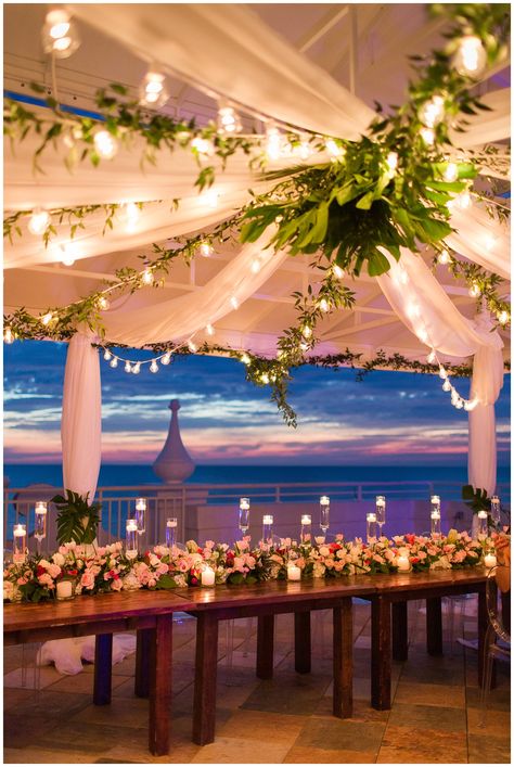 Don CeSar Wedding on the South Terrace, planned by Tres Chic Southern Weddings, Flowers by FH Events || The Ganeys Tropical Florida Wedding, Rustic Wedding Decorations, Wedding Venues Beach, St Pete Beach, Beach Wedding Decorations, Monstera Leaves, Southern Weddings, Salou, Texas Hill Country