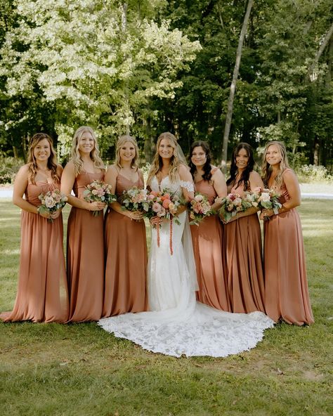 The Bridal Party 💕 Here are some favorites from Emily & Chris’ bridal party photos on their day… Seeing all of these bridal and wedding photos to post them is making me so dang excited for wedding season…. AGHHHH!! I cannot wait to celebrate with all of my new couples and to get creative again🤭 #weddingphotography #weddingphotographer #ohioweddingphotographer #akronweddingphotographer #clevelandweddingphotographer #clevelandwedding #columbusweddings #columbusweddingphotographer Wedding Group Photos, Cleveland Wedding, Bridal Party Photos, Get Creative, Group Photos, Party Photos, Wedding Season, Wedding Photo, Bridal Party