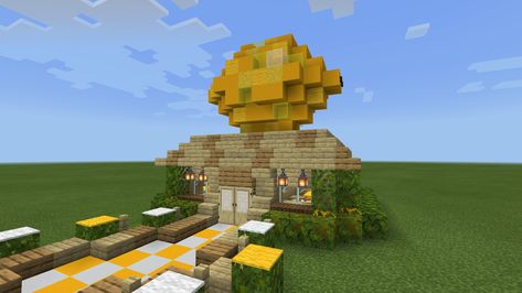 Lemon Meringue’s House from the Strawberry Shortcake Series!! Strawberry Shortcake Village, Lemon House Minecraft, Strawberry Shortcake House Minecraft, Fruit Minecraft House, Fruit House Minecraft, Strawberry Shortcake Minecraft, Minecraft Food House, Minecraft Fruit House, Strawberry House Minecraft