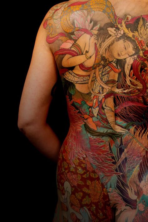 The most amazing tattoo artist! Amaterasu Tattoo, Kannon Bosatsu, Private Tattoo Studio, Takeda Shingen, Chakra Lotus, God Of Knowledge, Private Tattoos, Dragon Fish, Yokohama Japan