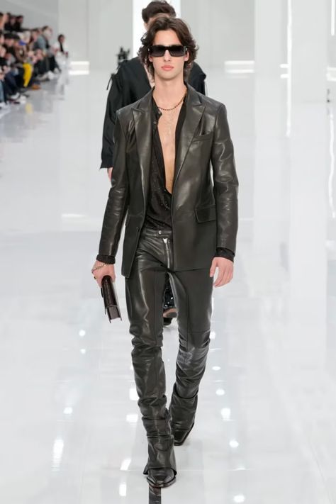 Dsquared2 Fall/Winter 2024 Collection | Hypebeast Dsquared2 2024, Dsquared2 Menswear, Couture Menswear, Milan Fashion Week Men, 2024 Runway, 2024 Menswear, Studded Denim Jacket, Leather Suit, Dean And Dan Caten