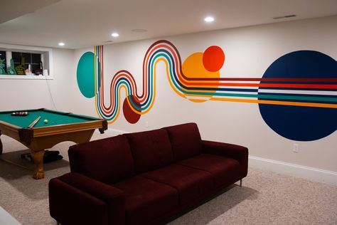 Wall Painting Ideas Gameroom, Man Cave Wall Mural, Gaming Room Mural, Funky Game Room, Game Room Mural Ideas, Basement Mural Ideas, Funky Basement Ideas, Gaming Mural, Game Room Mural