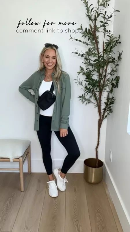 kristen.niblett on LTK Stylish Travel Outfits For Women, Athleisure Summer Outfits, Leggings Casual Outfit, Athleisure Outfits Spring, Black Leggings Casual, Outfits Leggins, Leggings Outfit Ideas, Leggings Outfit Fall, Leggings Outfit Casual