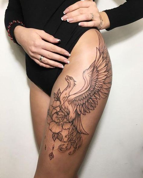 Tato Phoenix, Protection Tattoo, Flower Thigh Tattoos, Thigh Tattoo Designs, Nouveau Tattoo, Phoenix Tattoos, Phoenix Tattoo Design, Initial Tattoo, Geniale Tattoos