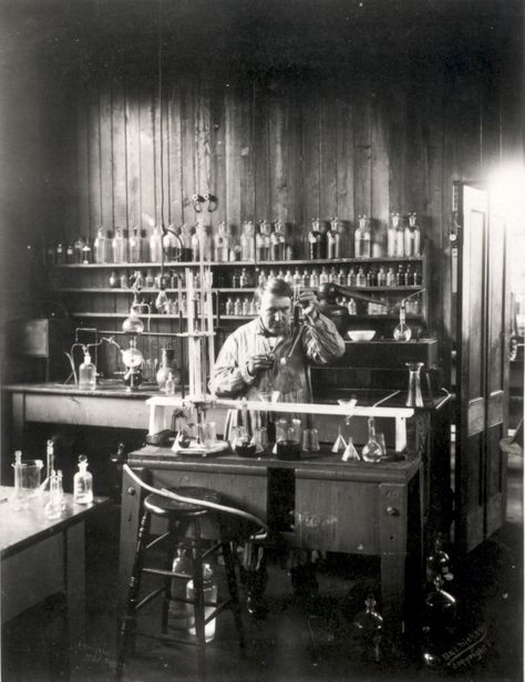 Mad Scientist Lab, Thomas Alva Edison, Bg Design, Chemistry Labs, Thomas Edison, Present Time, Laboratory Science, Ancient Mysteries, White Mountains