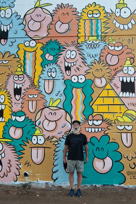 Painting School Walls, Street Murals Inspiration, Mural Art For School, Doodle Street Art, Street Art Doodles, Mural Art Street, Funny Murals, Murals Street Art Inspiration, Mural Art School